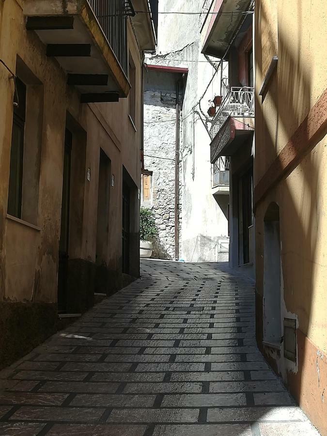 Cottage Gole Alcantara Gloria Room Graniti Exterior foto